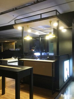 ออกแบบ 3D ร้านจำหน่ายมือถือ ร้าน A.T.CENTER  เซ็นทรัลพลาซา สุราษฎร์ธานี